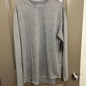 Men’s NWT BYLT charcoal long sleeve